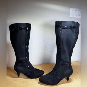 Studded Kitten Heeled Boots Size 10 Wide